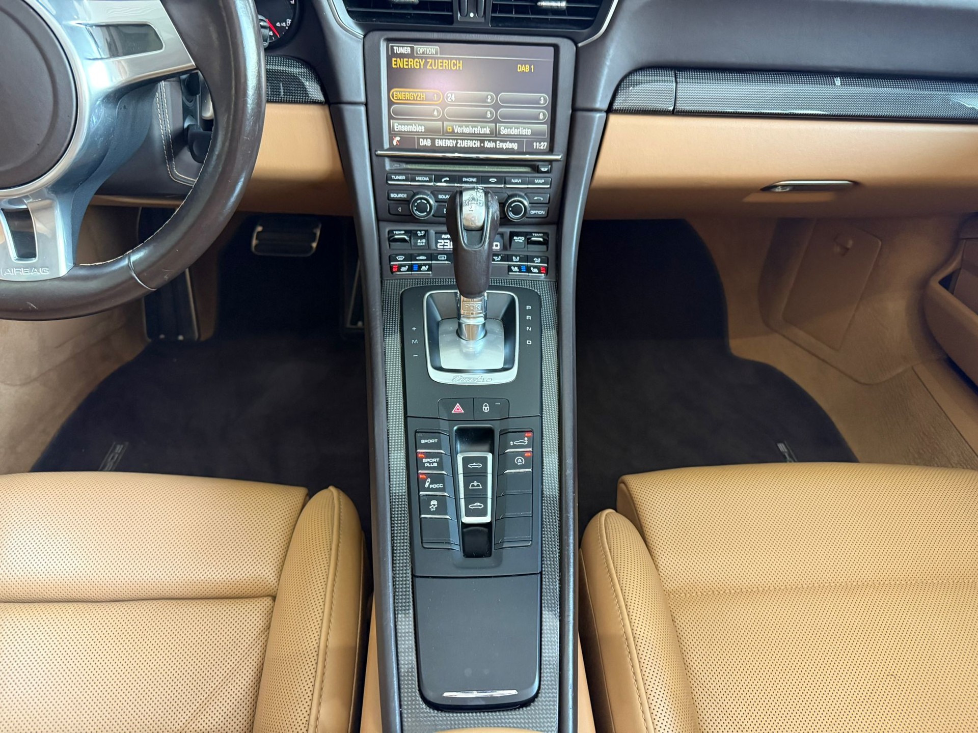 PORSCHE 911 Turbo S Cabrio PDK - 11