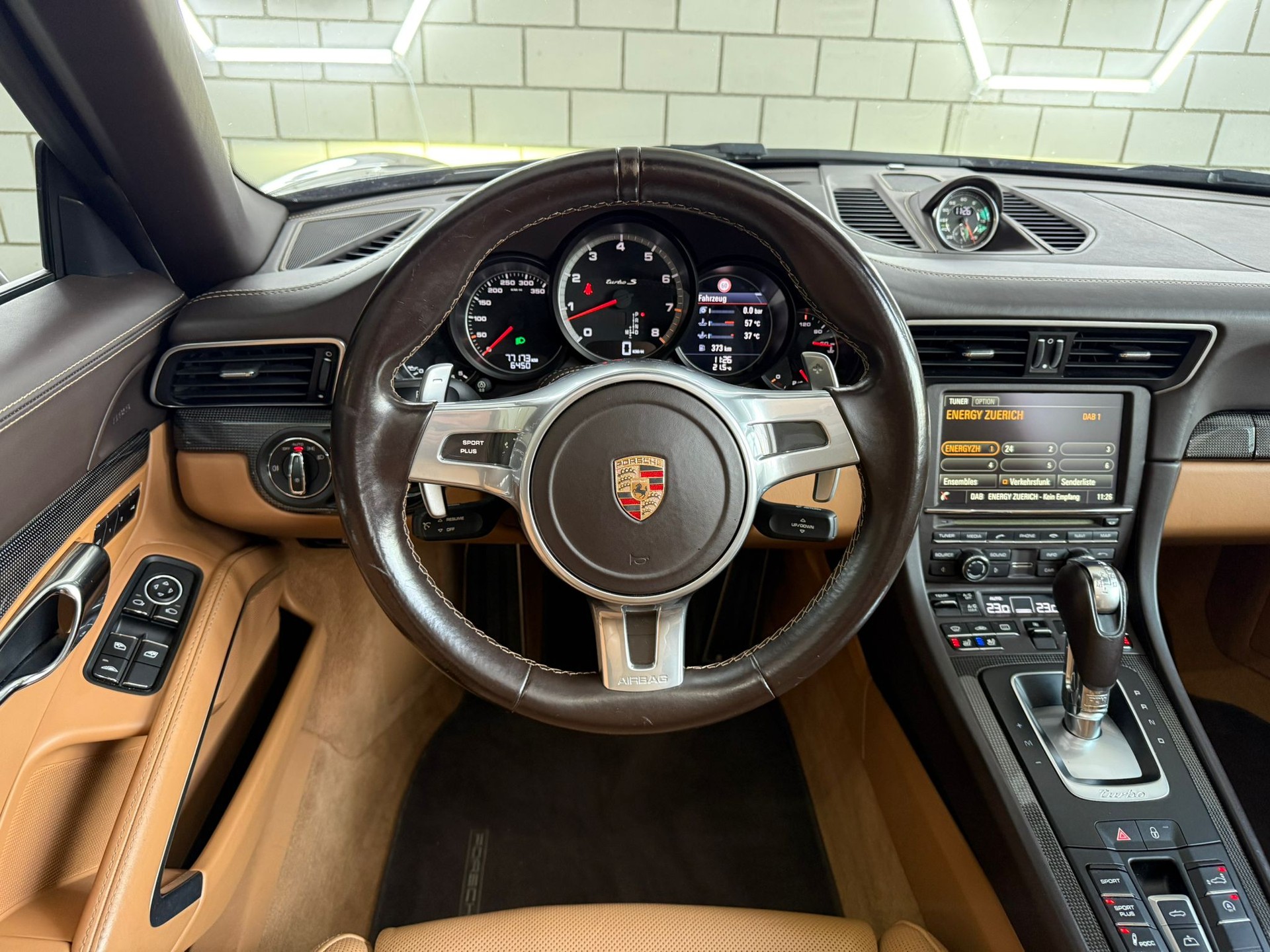 PORSCHE 911 Turbo S Cabrio PDK - 10