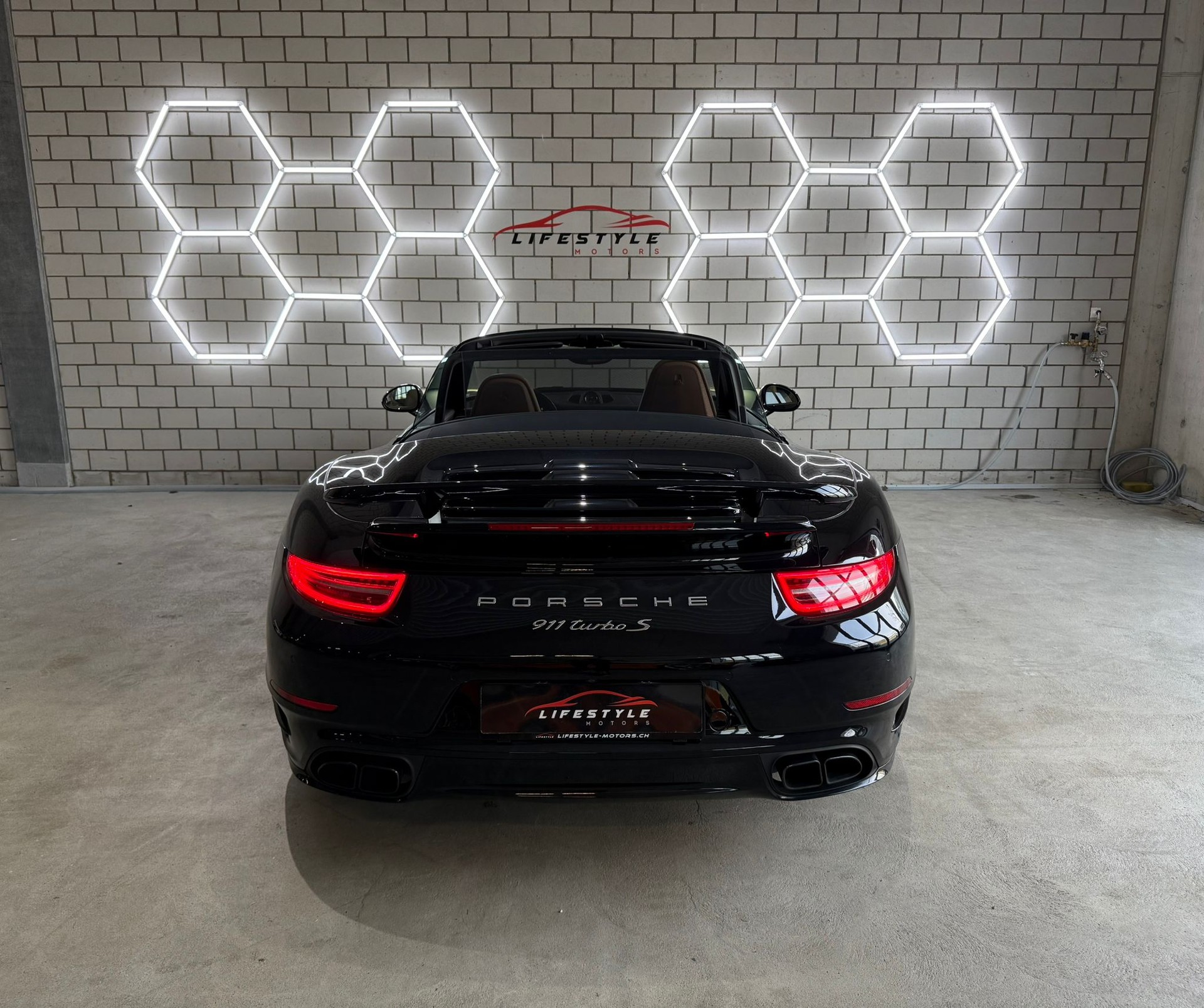 PORSCHE 911 Turbo S Cabrio PDK - 5