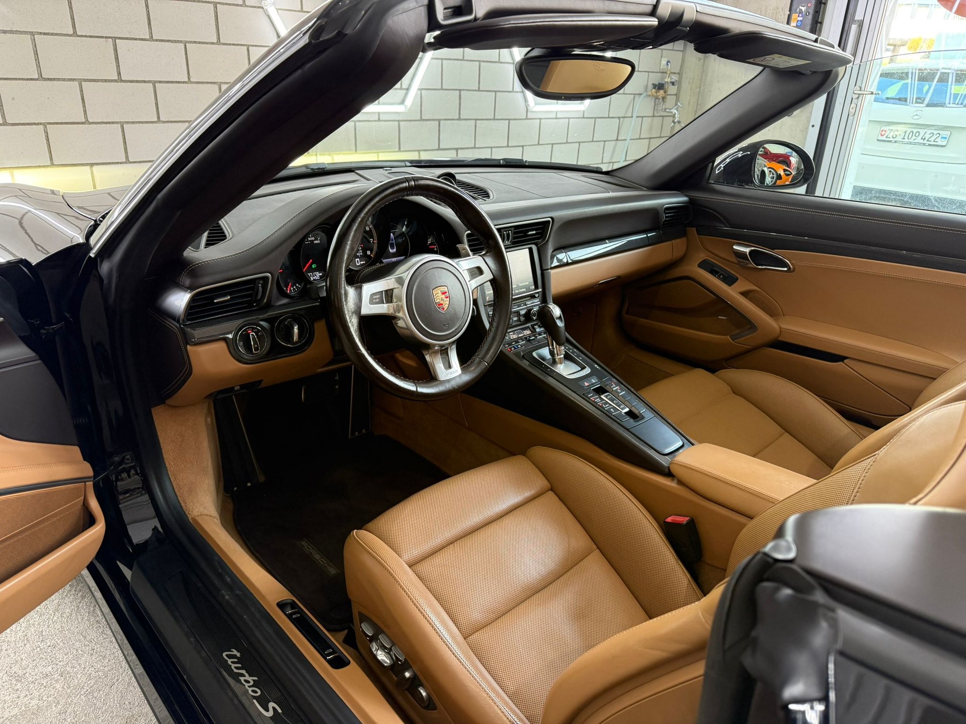 PORSCHE 911 Turbo S Cabrio PDK - 8