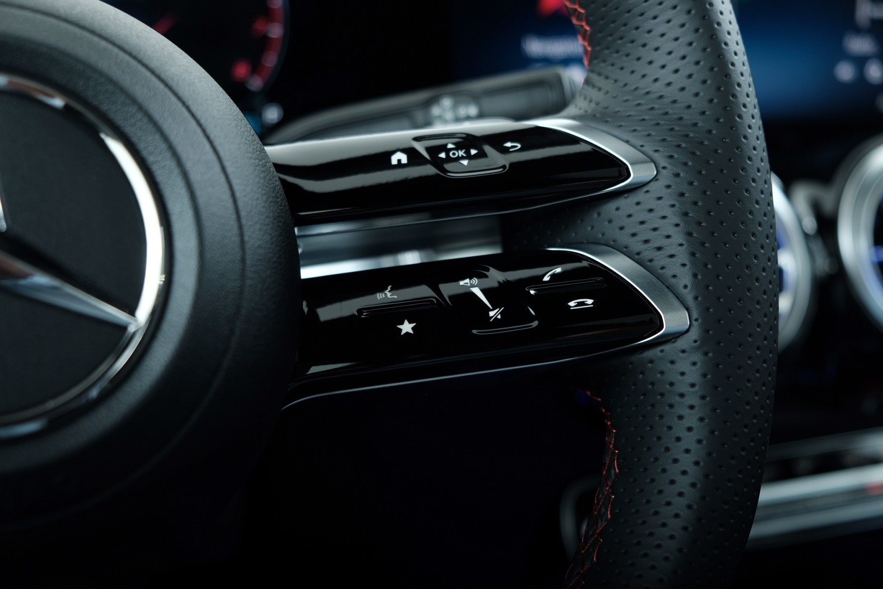 MERCEDES-BENZ GLB 250 4Matic 8G-Tronic - 15