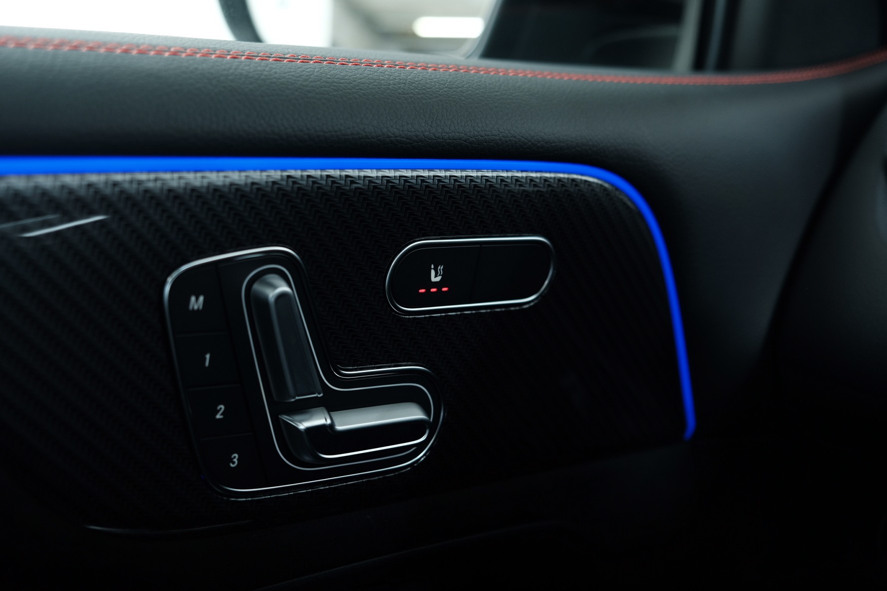 MERCEDES-BENZ GLB 250 4Matic 8G-Tronic - 13