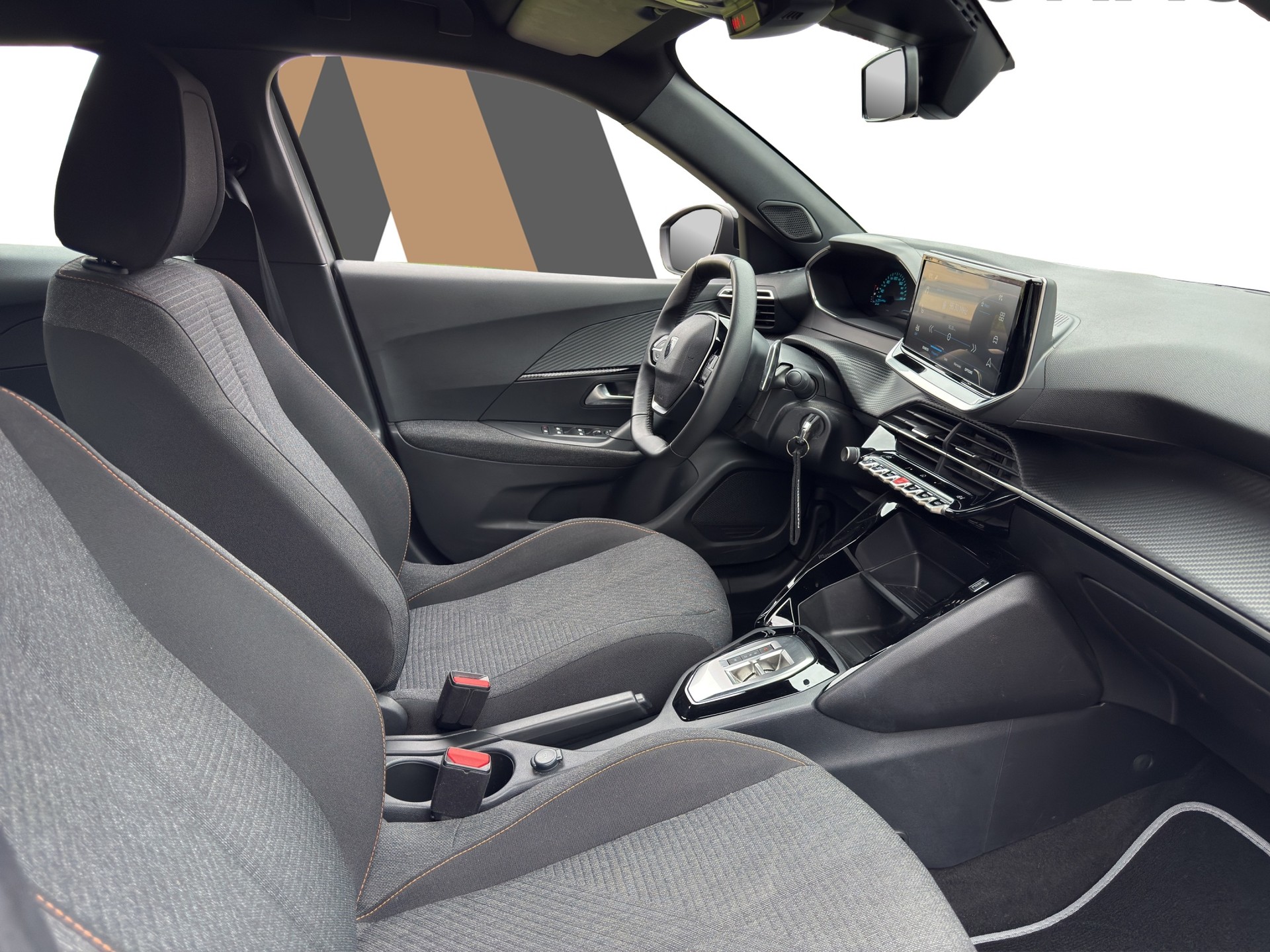 PEUGEOT 2008 1.2 Hybrid 145 Style - 13