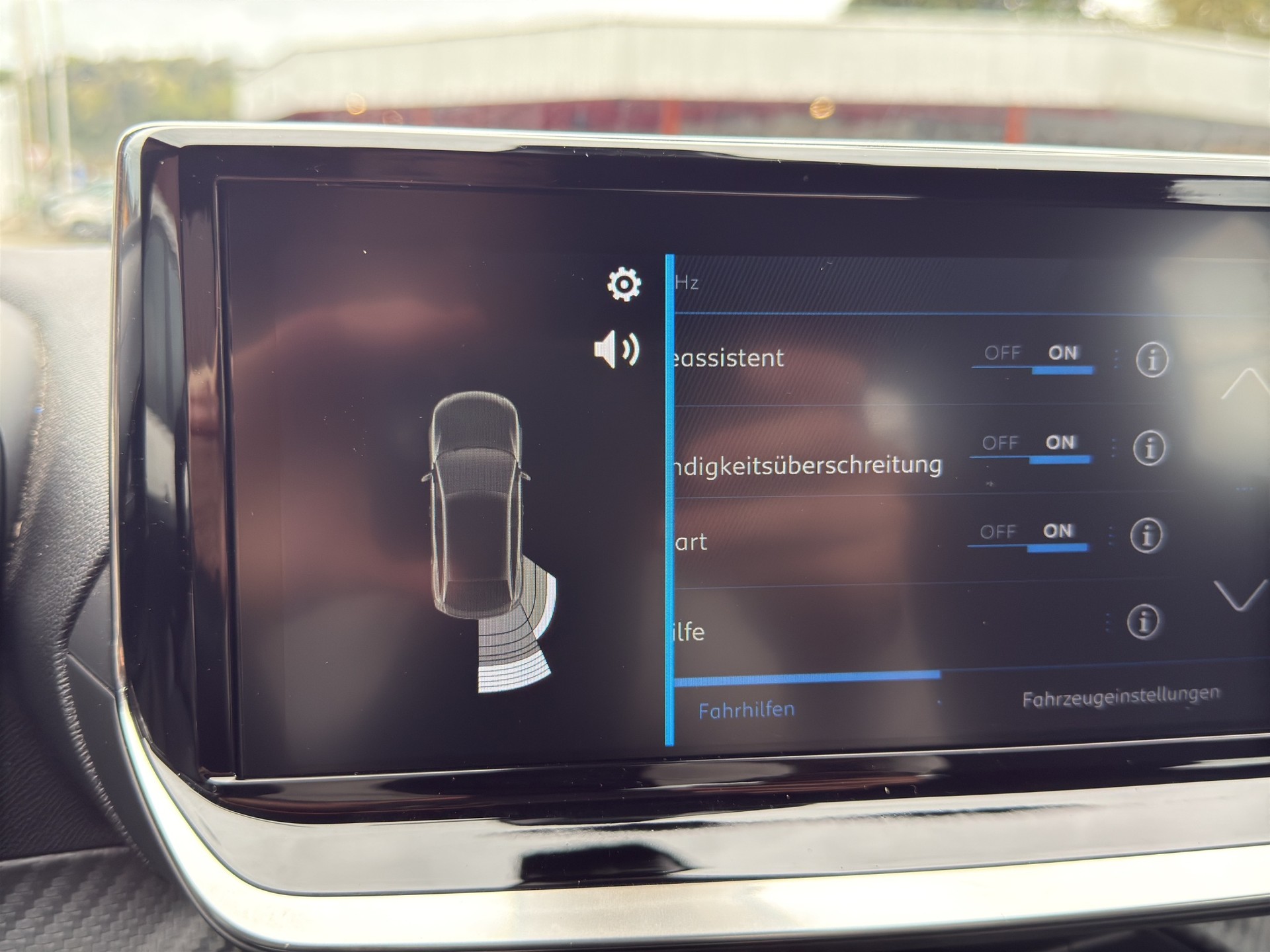 PEUGEOT 2008 1.2 Hybrid 145 Style - 49