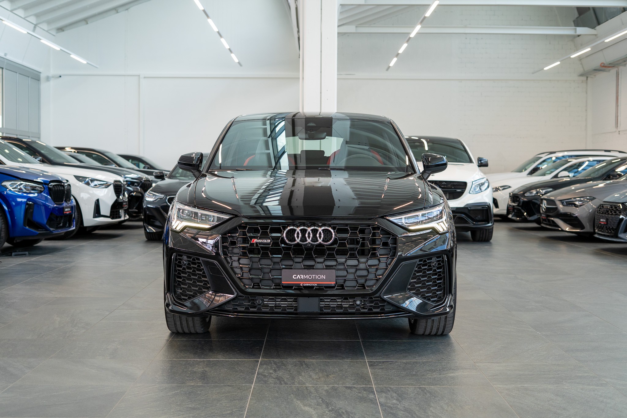 RS Q3 Sportback 2.5 TFSI quattro S-Tronic / Sportsitze / Alcantara-Lenkrad