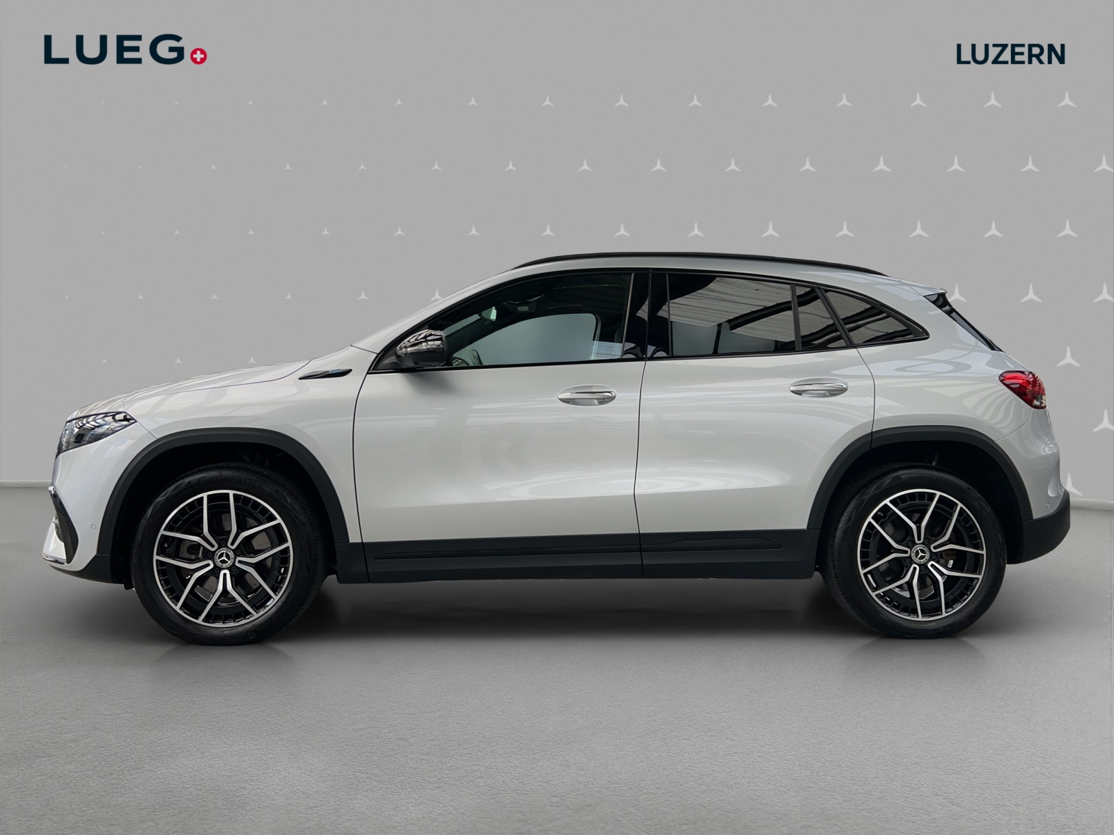 MERCEDES-BENZ EQA 350 AMG Line 4Matic - 2