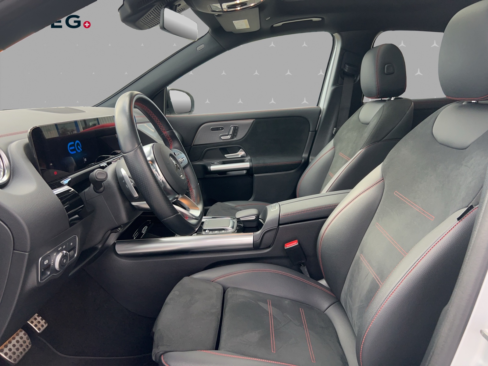 MERCEDES-BENZ EQA 350 AMG Line 4Matic - 8