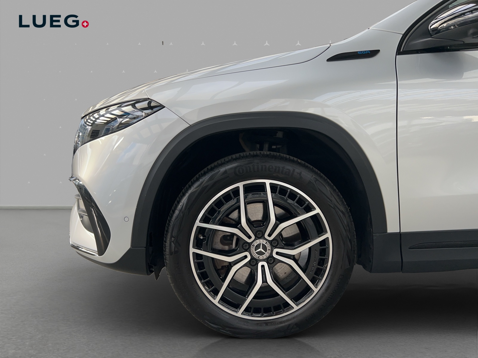 MERCEDES-BENZ EQA 350 AMG Line 4Matic - 7