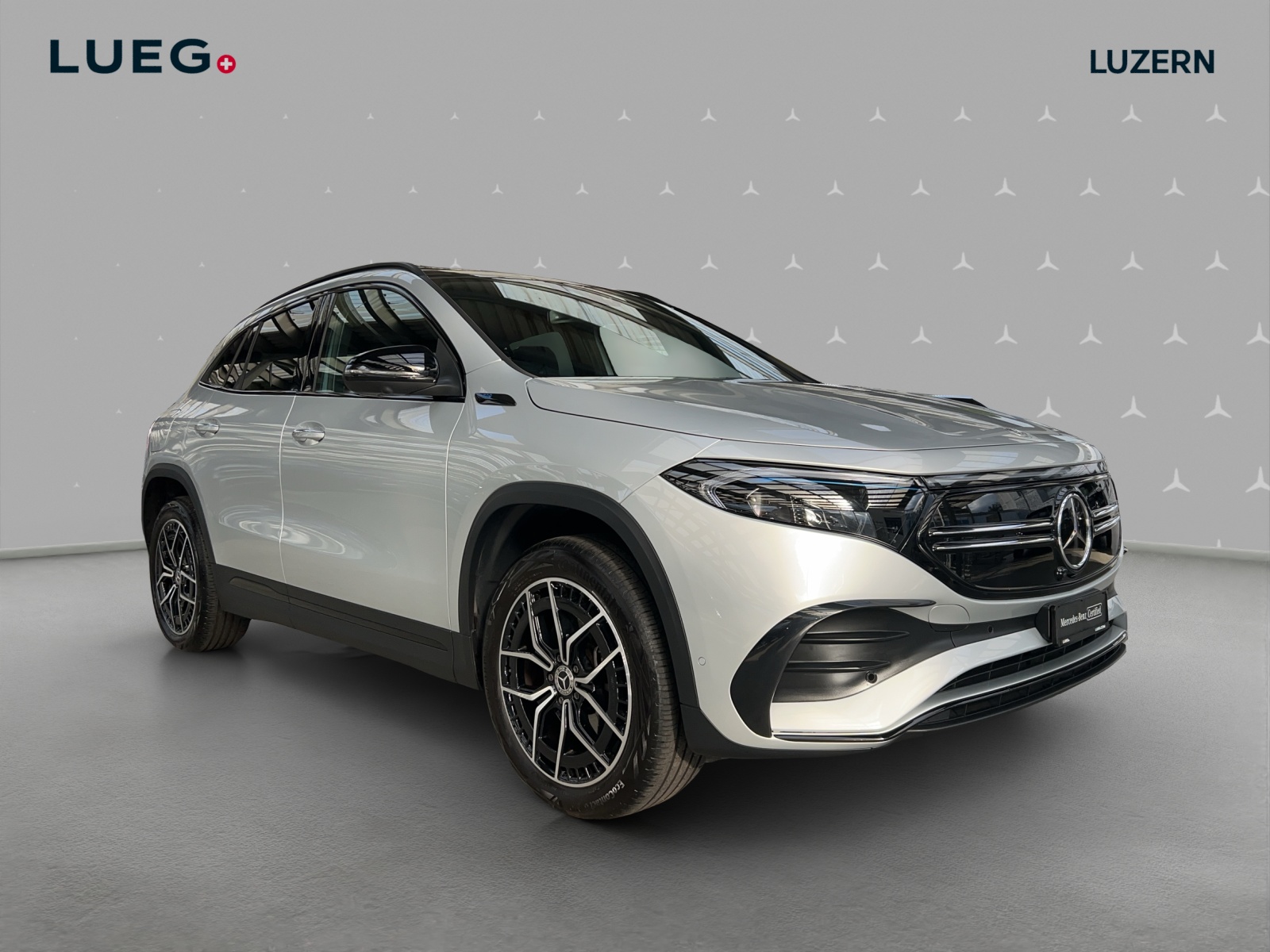 MERCEDES-BENZ EQA 350 AMG Line 4Matic - 5