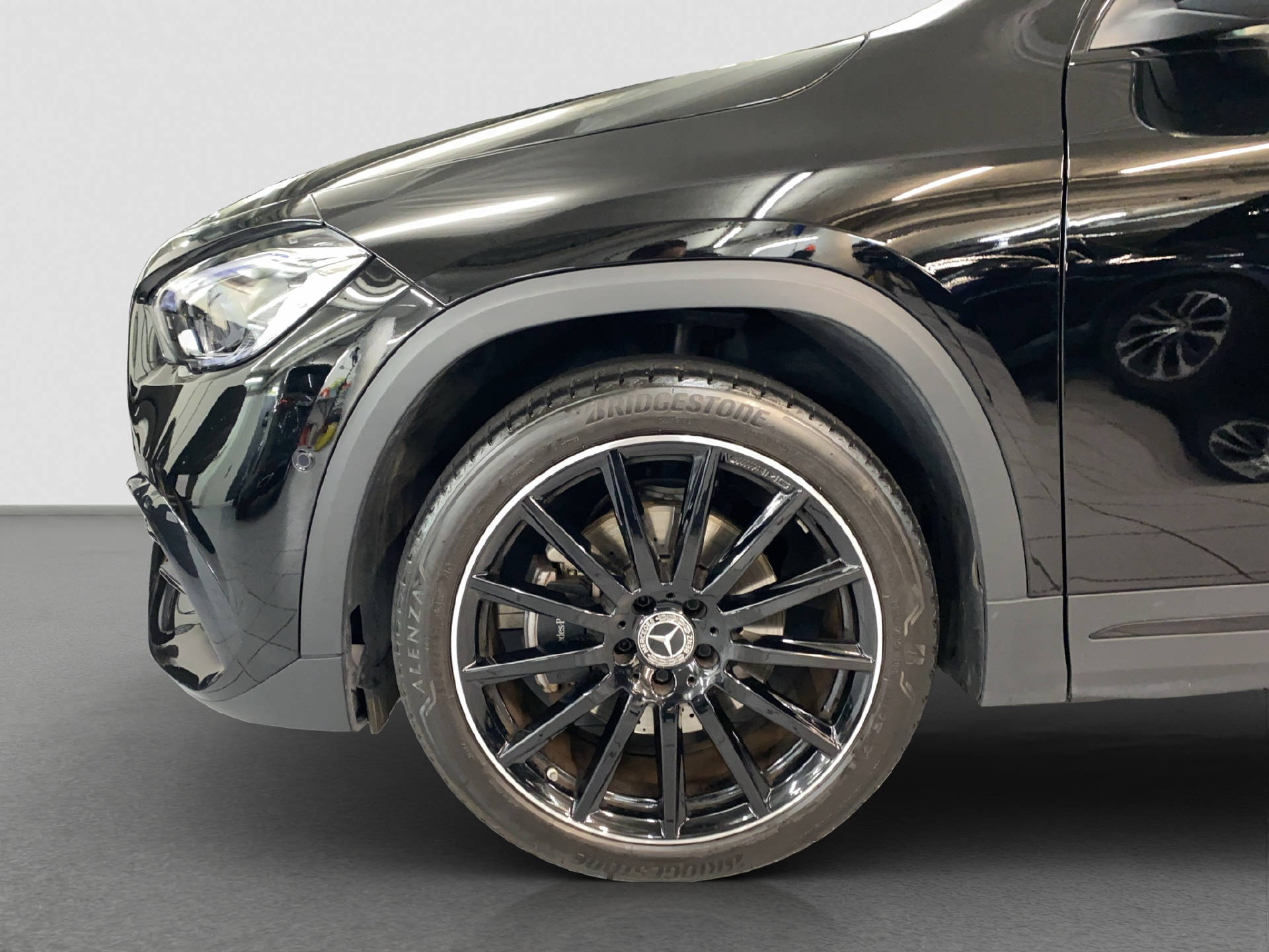 MERCEDES-BENZ GLA 250 e AMG Line - 6