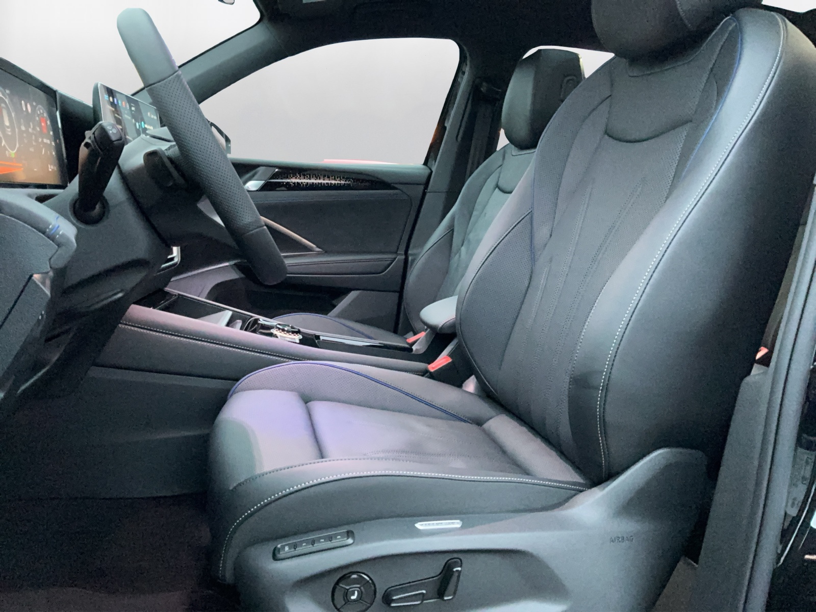 VW Tiguan 2.0 TSI DSG R-Line 4Motion - 10