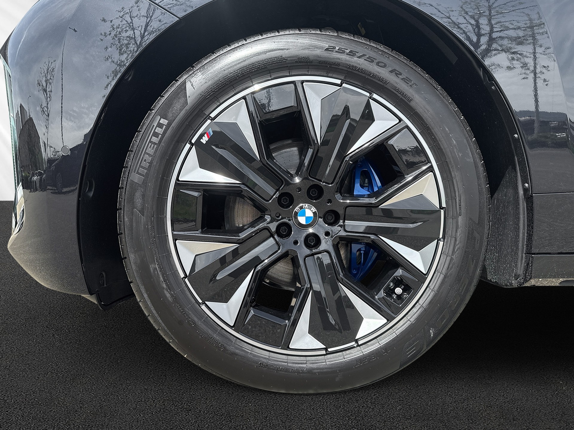 BMW iX xDrive45 M Sport - 10