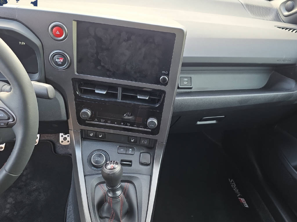 TOYOTA GR Yaris 1.6 Turbo Sport 4x4 - 9
