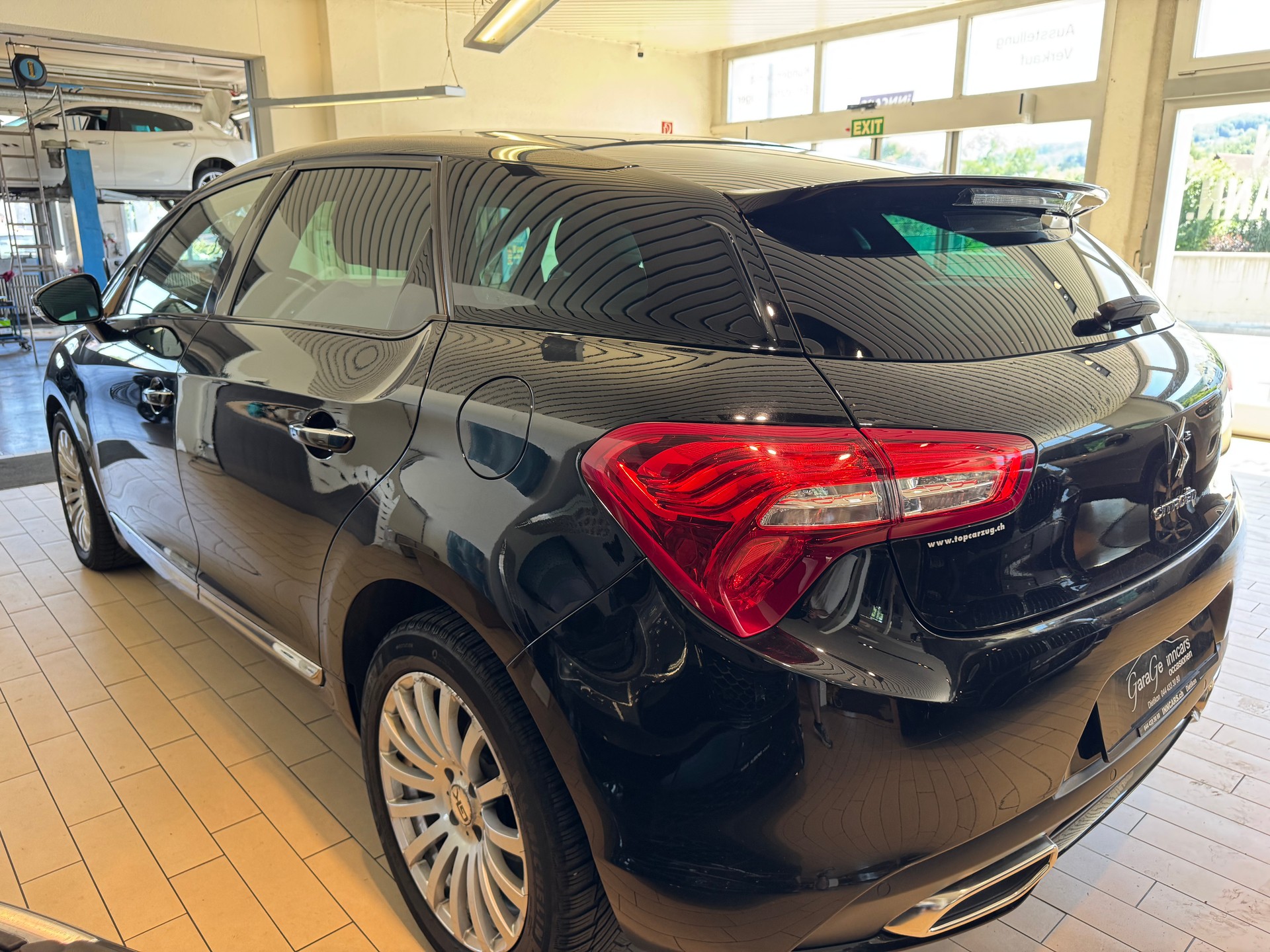 DS AUTOMOBILES DS5 2.0 HDi SO Chic Automatic - 4