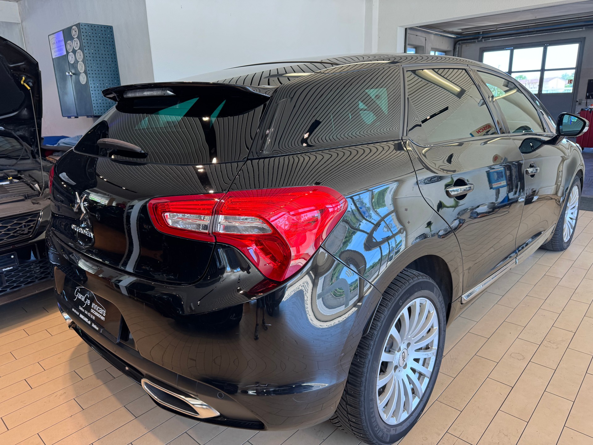 DS AUTOMOBILES DS5 2.0 HDi SO Chic Automatic - 3