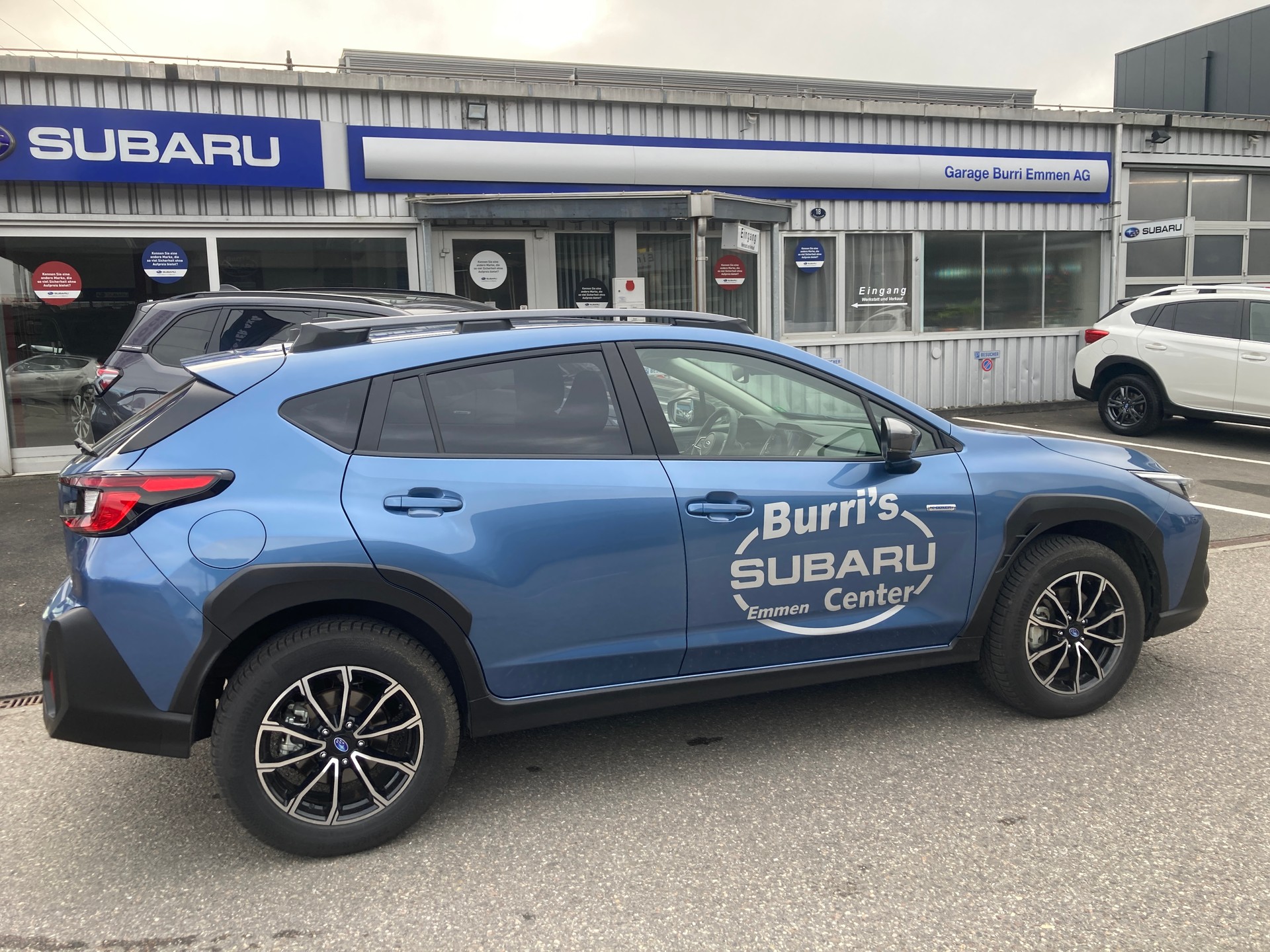 SUBARU Crosstrek 2.0 e-Boxer Luxury AWD Lineartronic - 3
