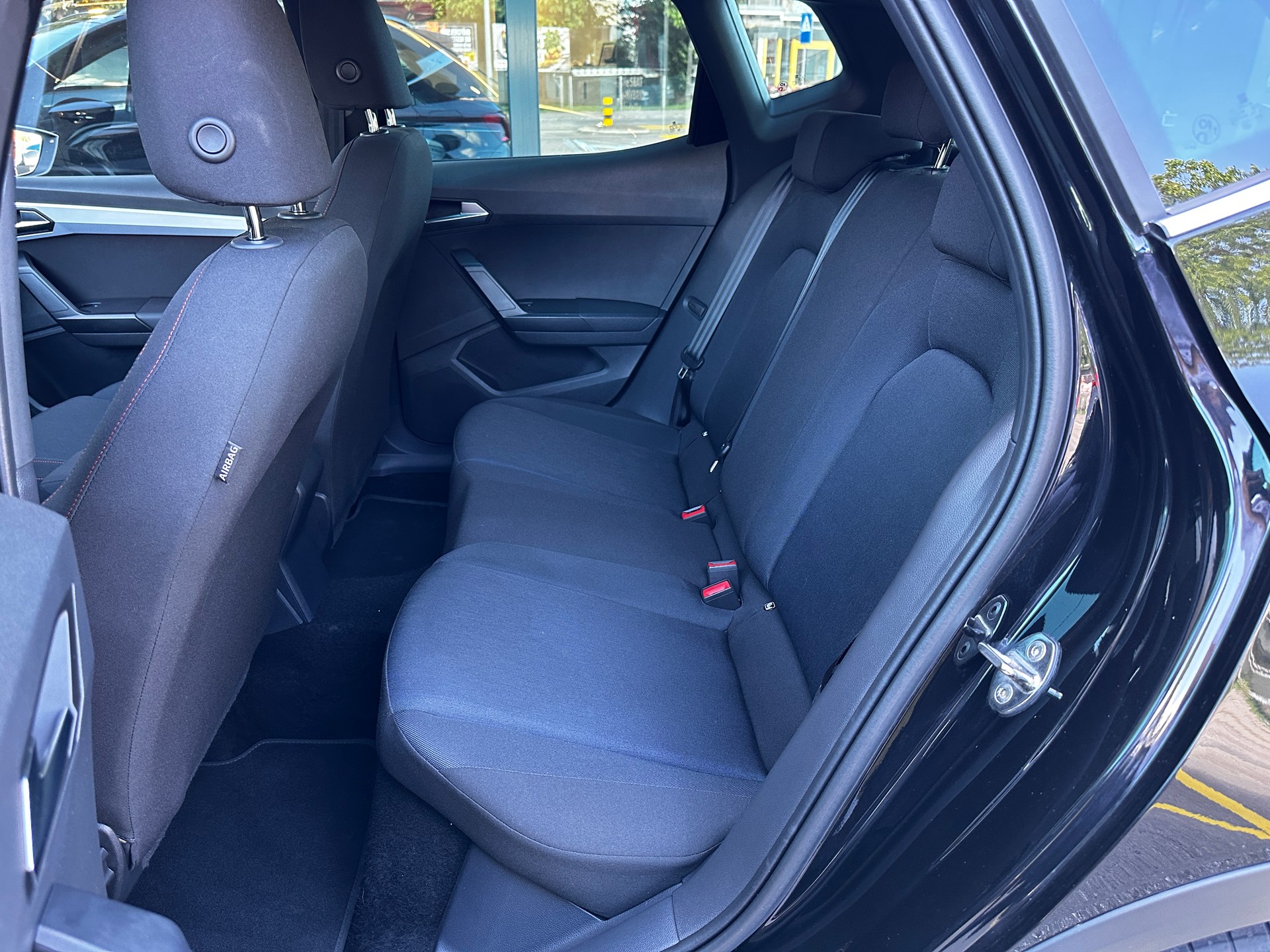 SEAT Arona 1.0 TSI Eco FR DSG - 8