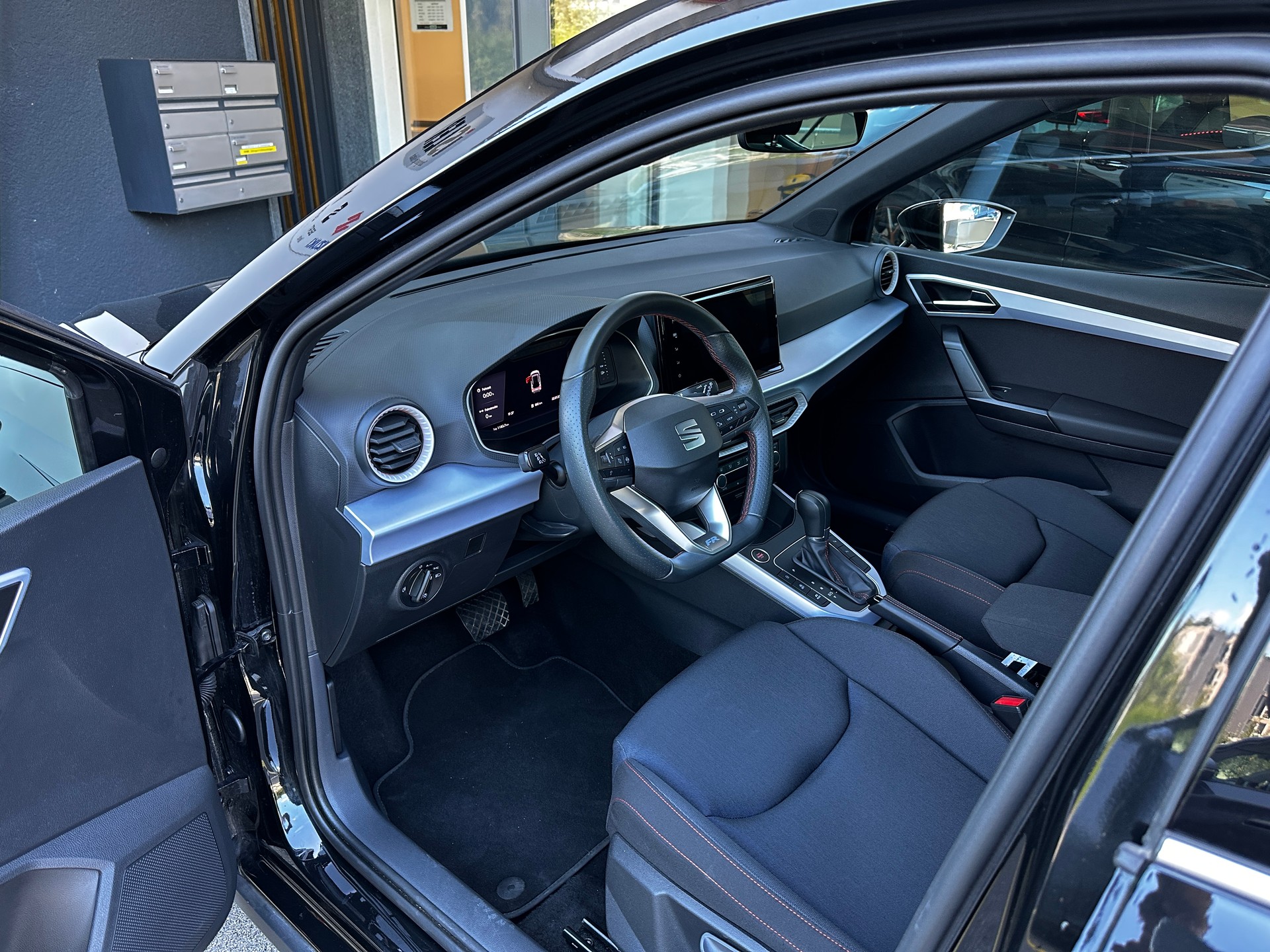 SEAT Arona 1.0 TSI Eco FR DSG - 10