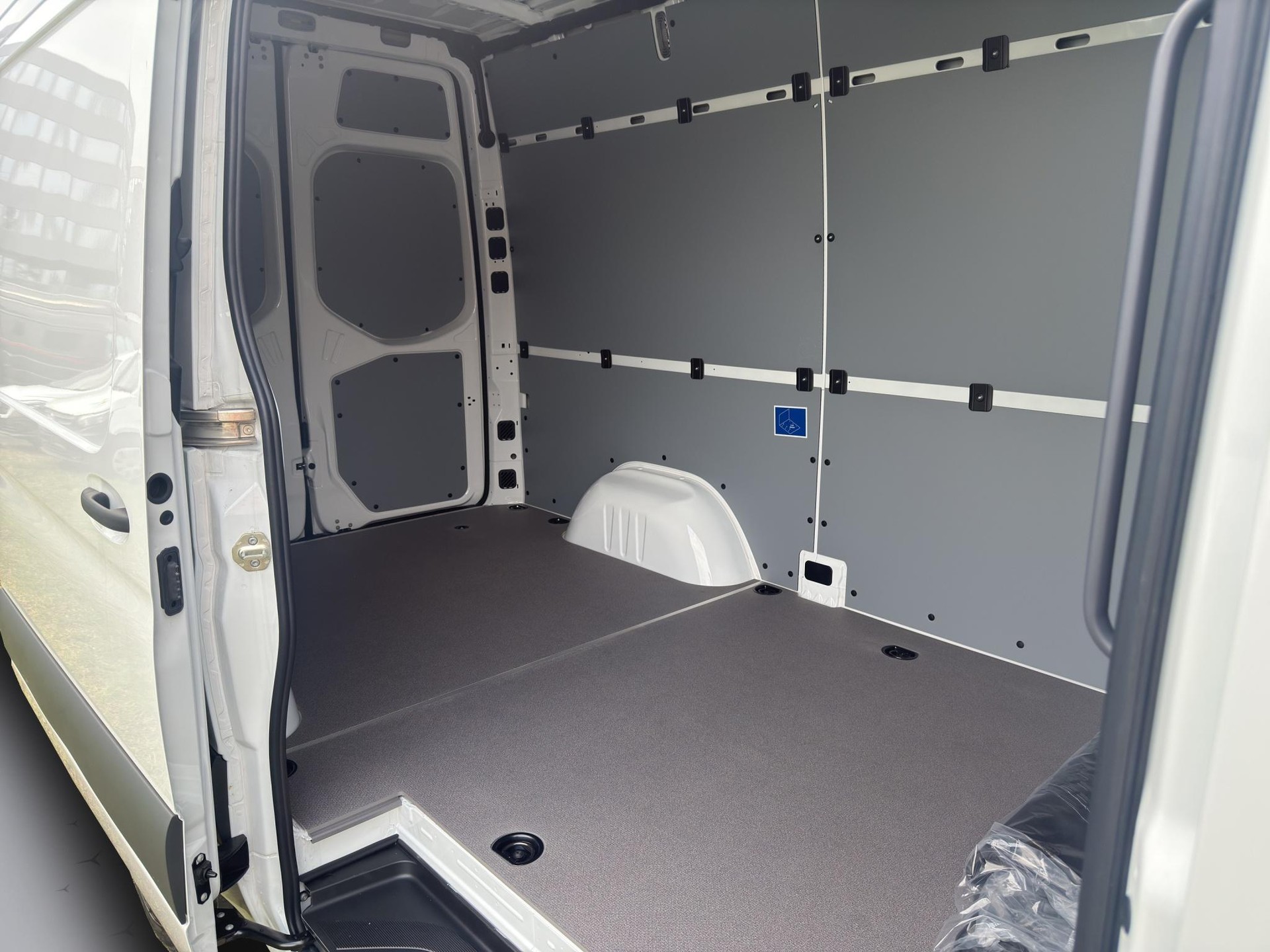 MERCEDES-BENZ Sprinter 315 Kaw. 3665 S 2.0 CDI 150 Base - 17