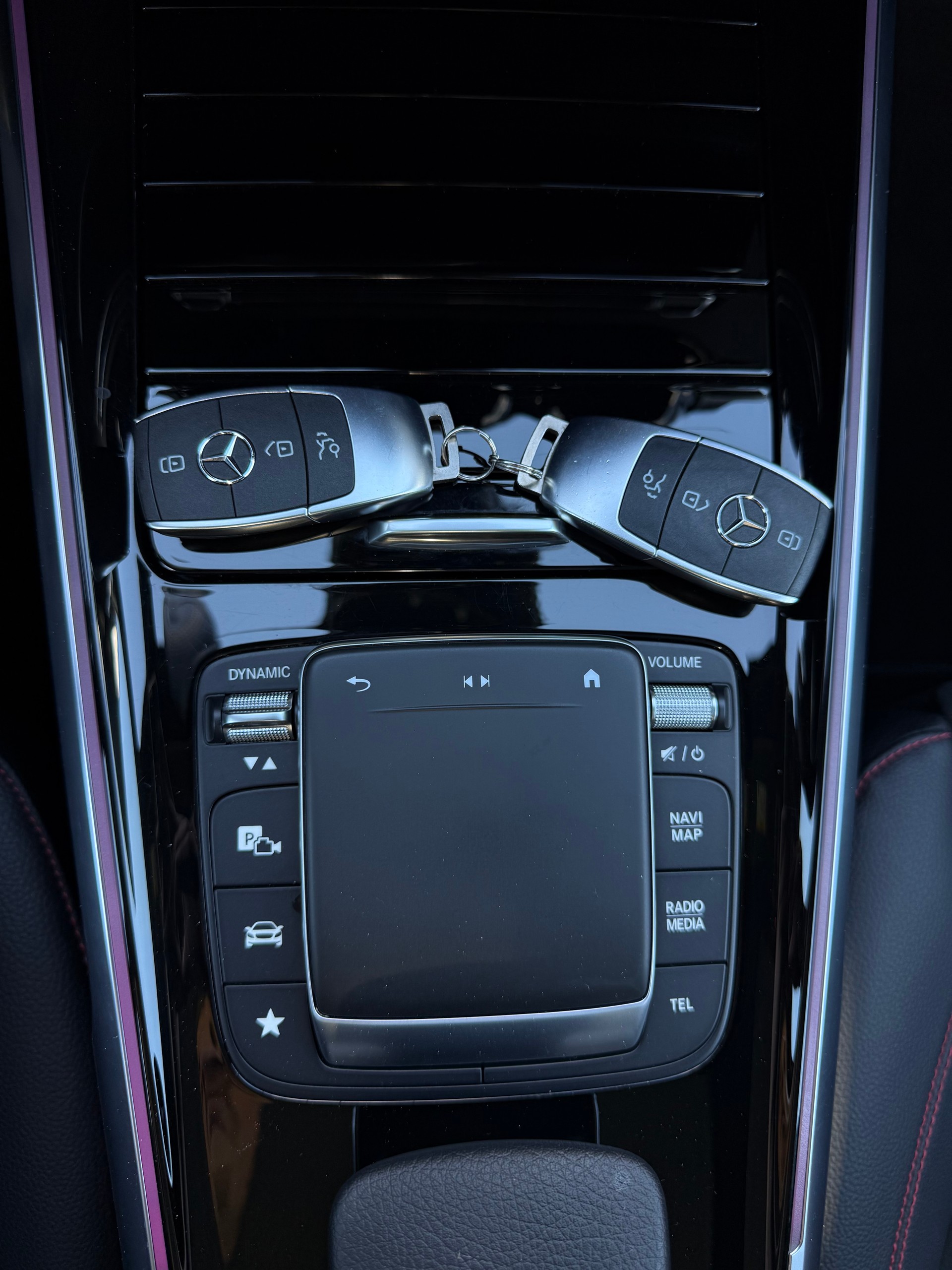 MERCEDES-BENZ GLB 250 4Matic AMG Line 8G-Tronic - 14