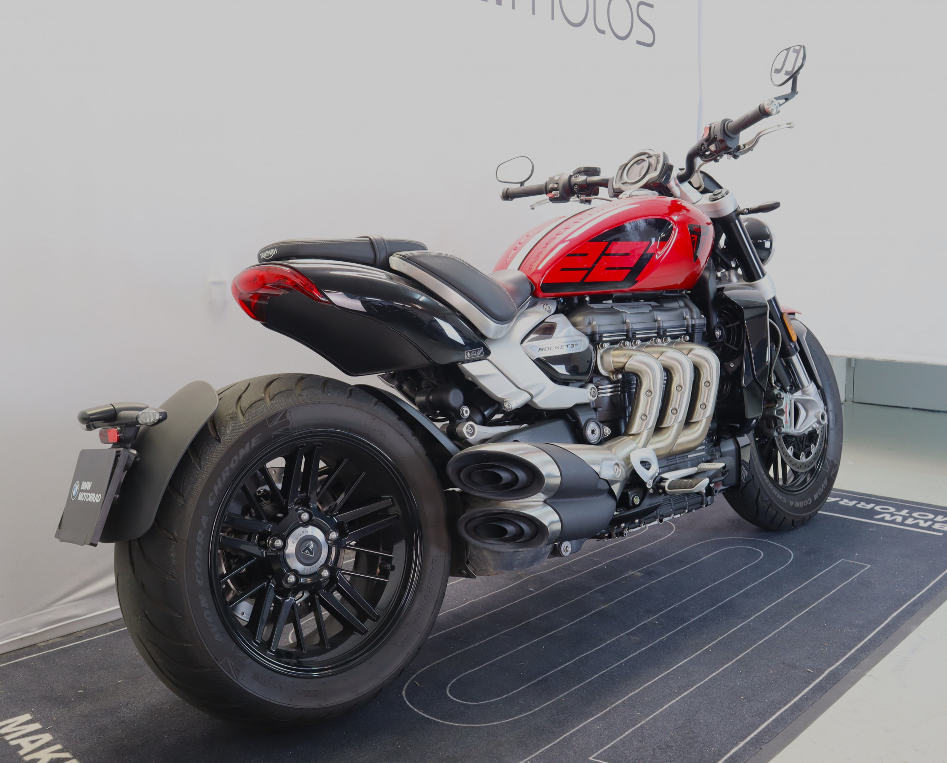 TRIUMPH Rocket 3 R - 3