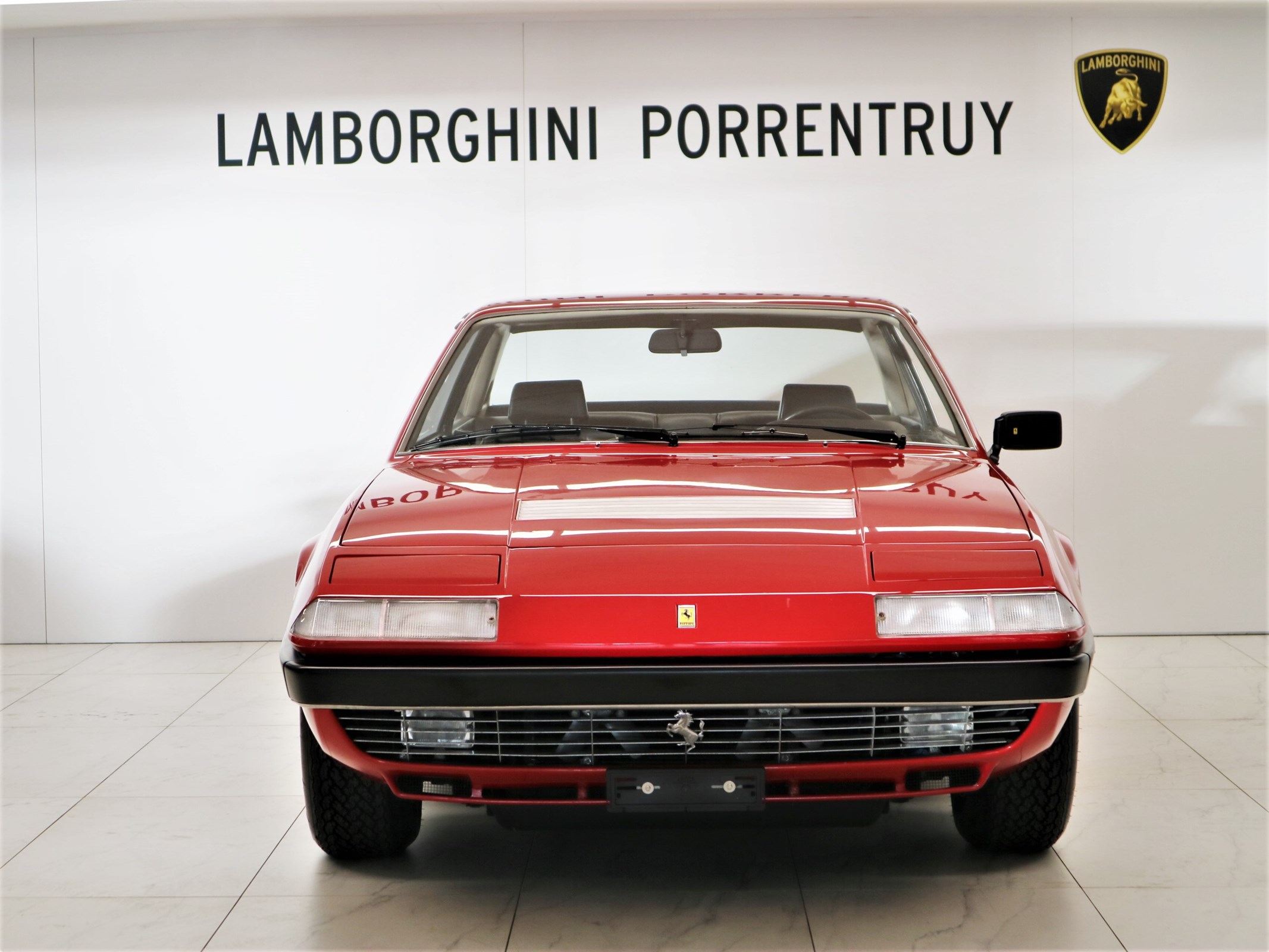 365 GT 4 2+2 thumbnail n°4