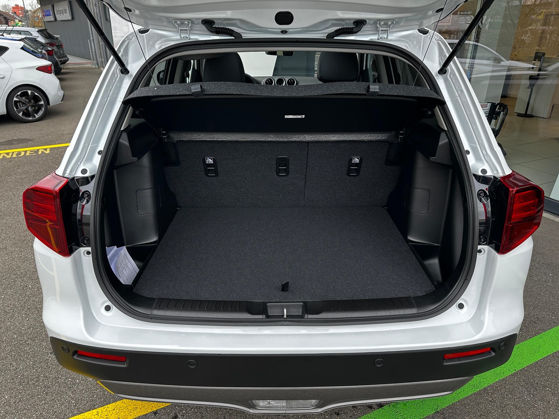 SUZUKI Vitara 1.5 Compact Top Hybrid 4x4 - 7