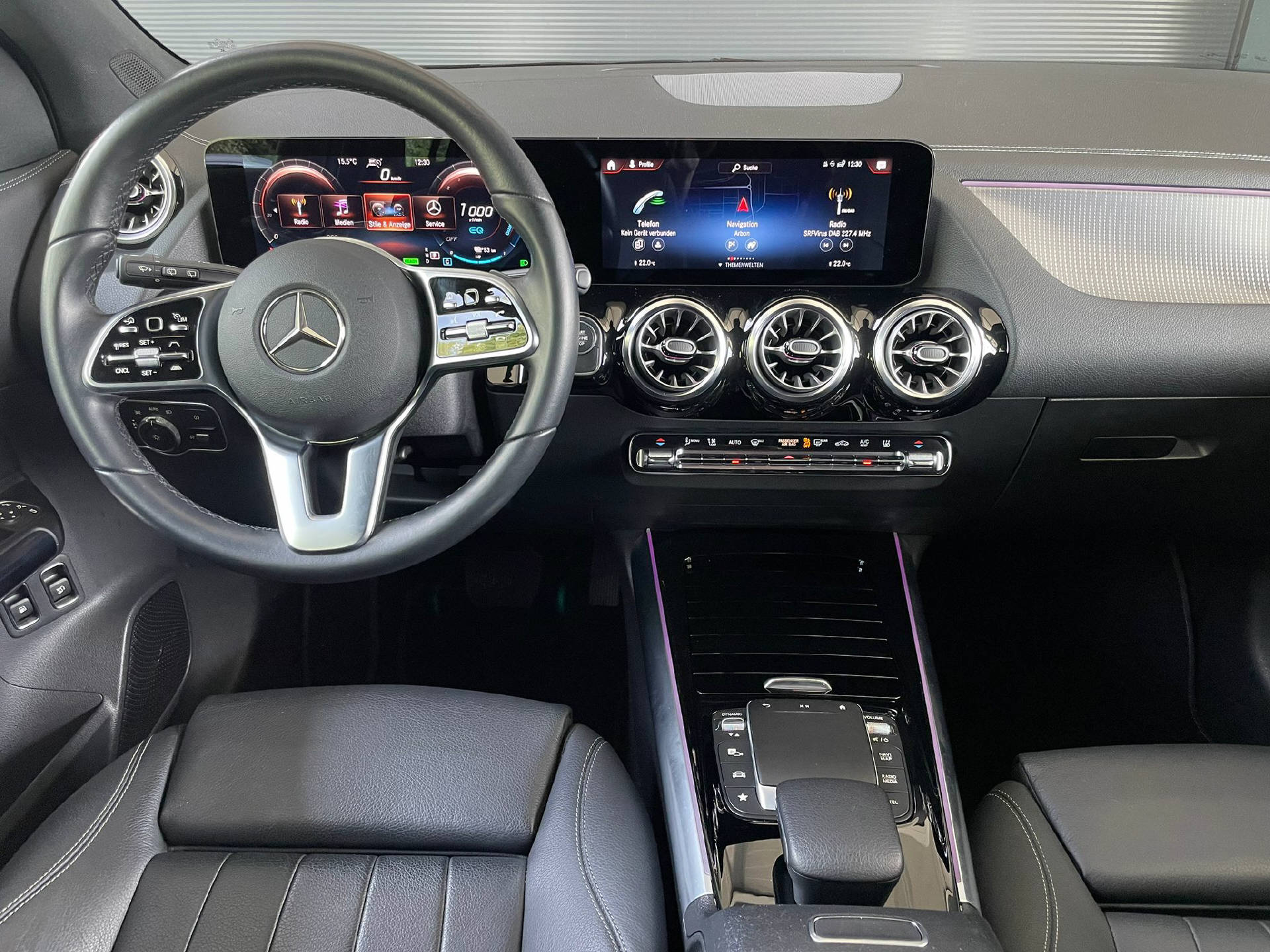 MERCEDES-BENZ GLA 250 e Style-5