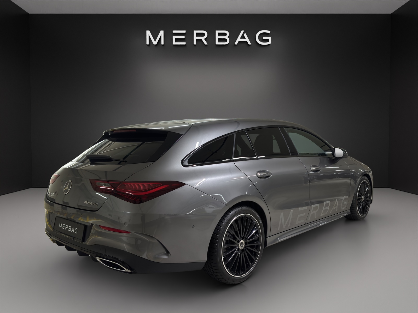 MERCEDES-BENZ CLA Shooting Brake 250 4Matic 8G-DCT - 3