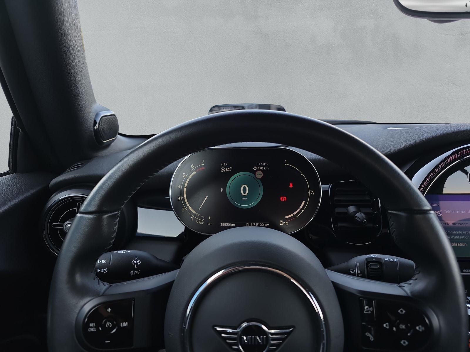 MINI Cooper Cabrio Classic Trim F57 1.5i (CH) - 18