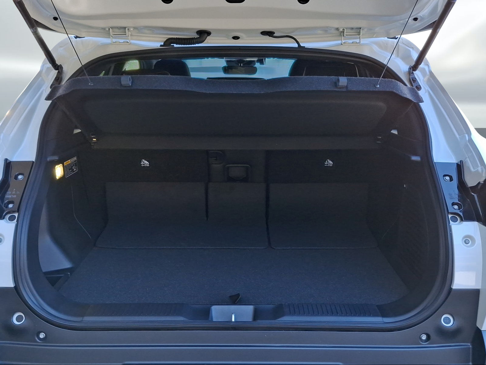 TOYOTA Urban Cruiser 61 kWh Premium AWD - 14