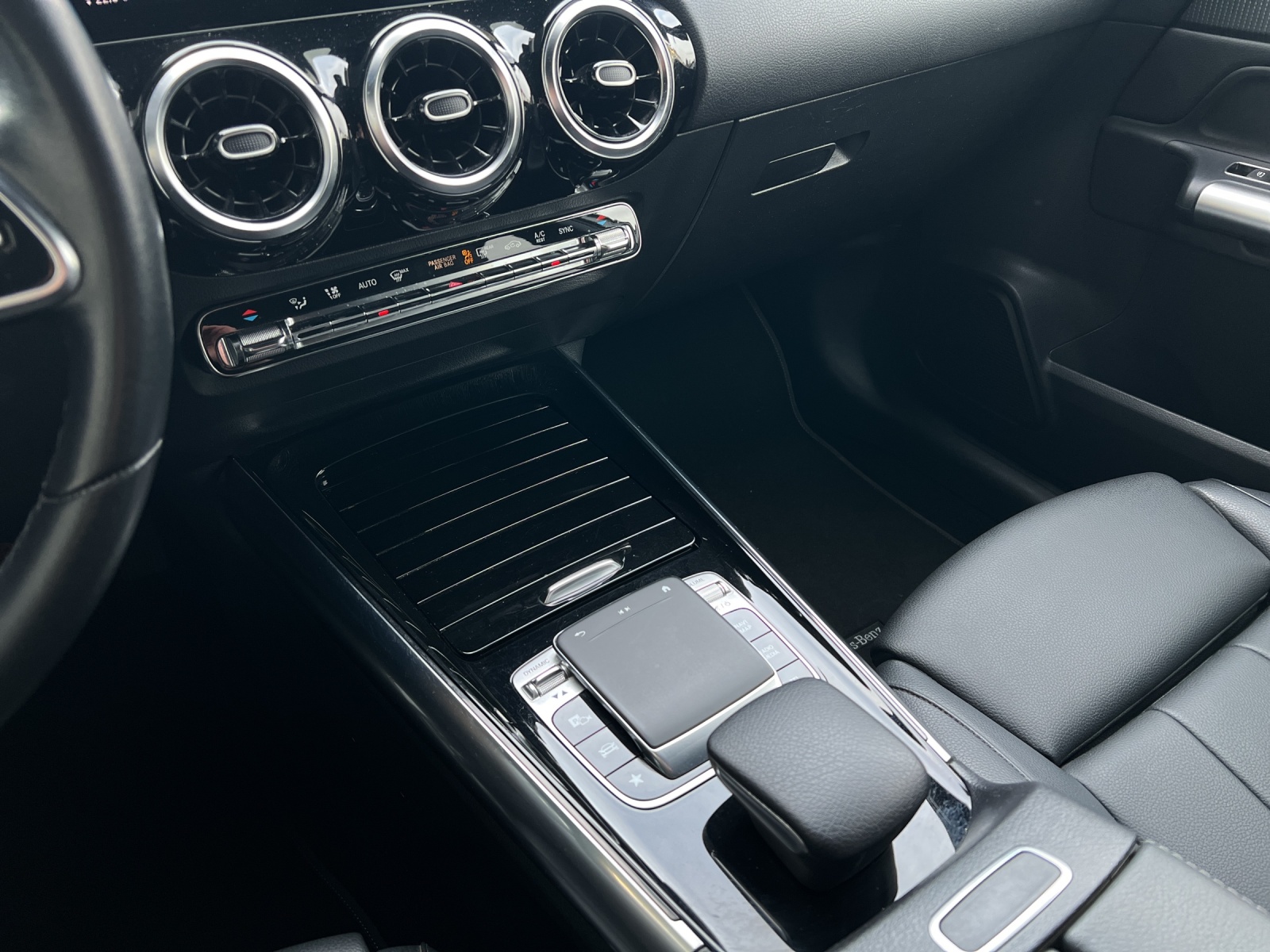 MERCEDES-BENZ B 180 Progressive - 11