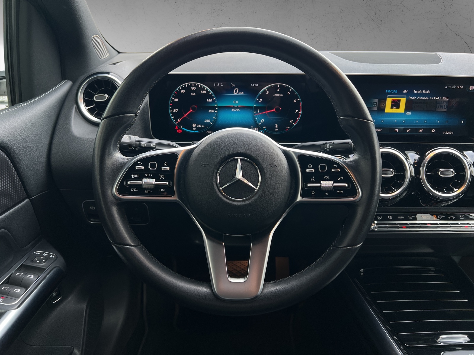 MERCEDES-BENZ B 180 Progressive - 9