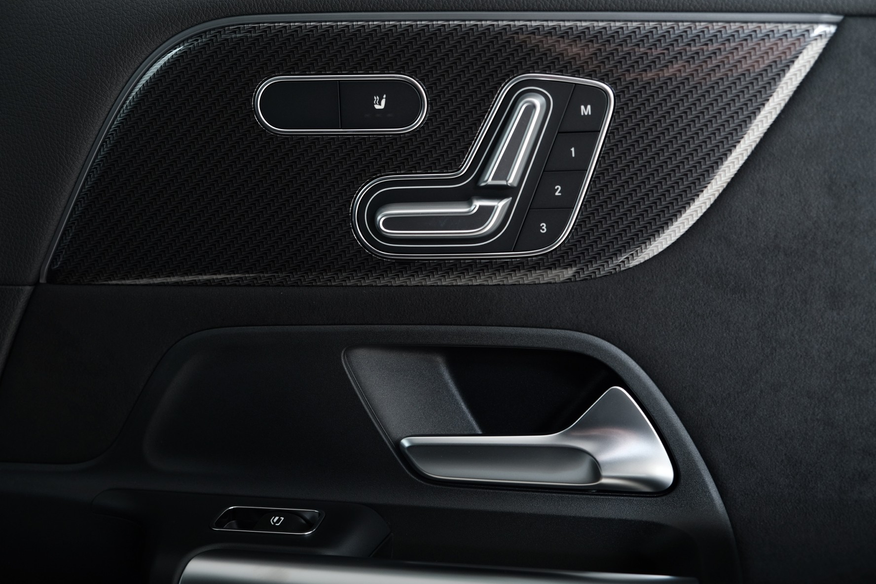 MERCEDES-BENZ GLA 250 4Matic 8G-DCT Swiss Star - 11