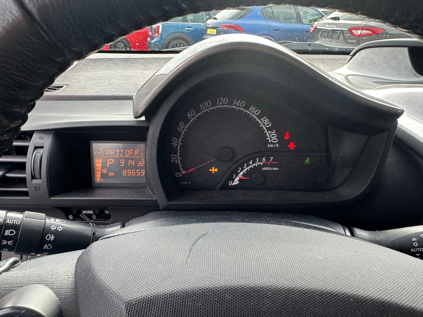 TOYOTA iQ3 1.33 Dual VVT-i Multidrive - 9