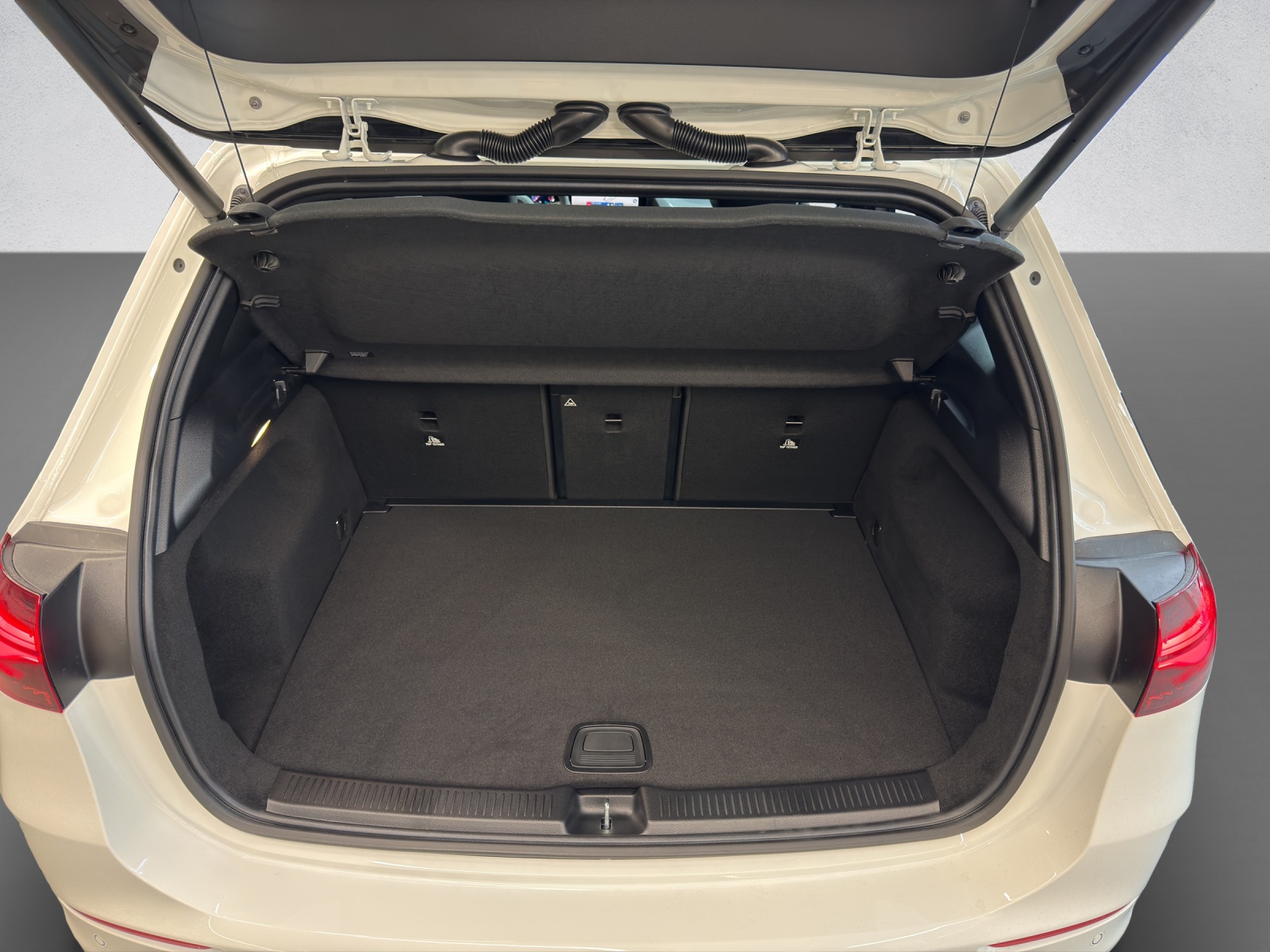 MERCEDES-BENZ B 250 AMG Line 4Matic - 8