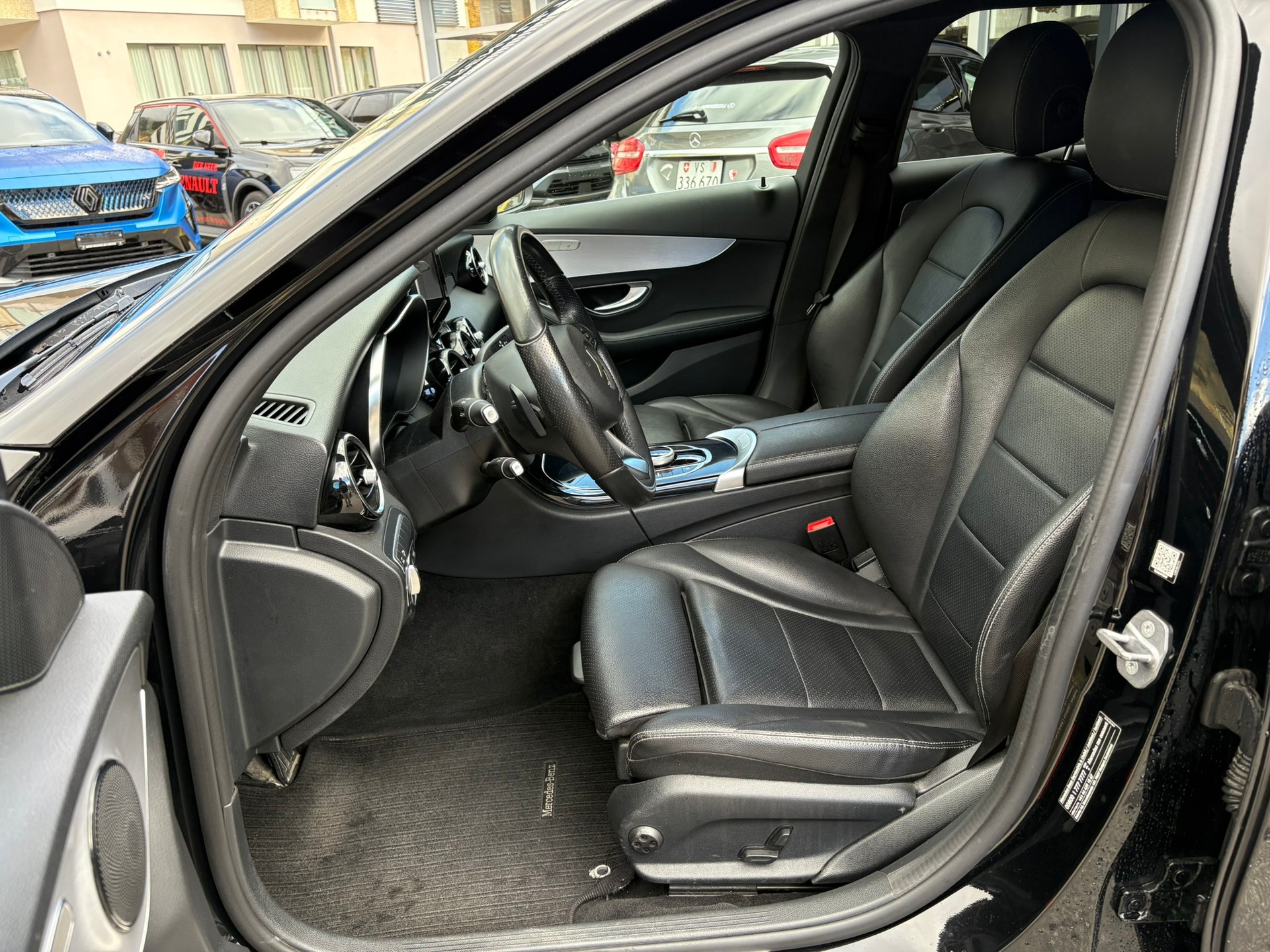 MERCEDES-BENZ C 200 Avantgarde 4Matic 9G-Tronic - 7