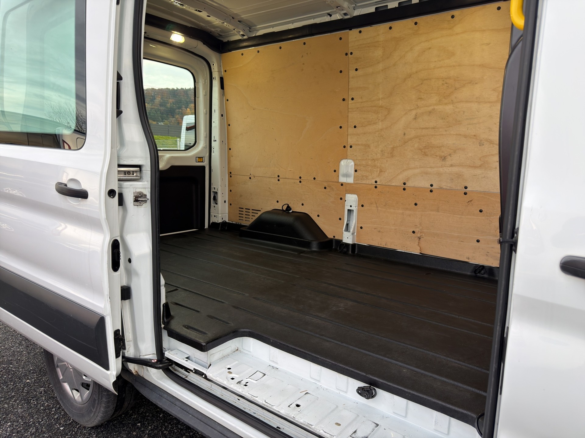 FORD Transit Van 350 L2H2 Trend 4WD - 12