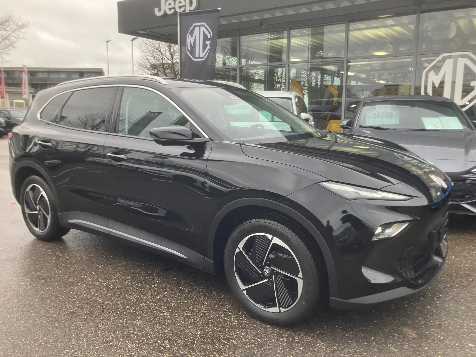 MG S5 EV 64kWh Luxury - 2