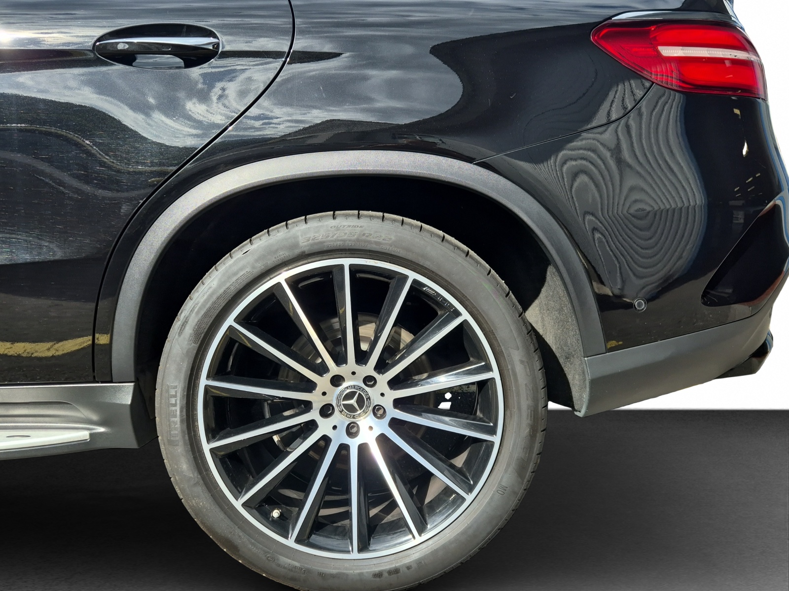 MERCEDES-BENZ GLE Coupé 400 4Matic - 22