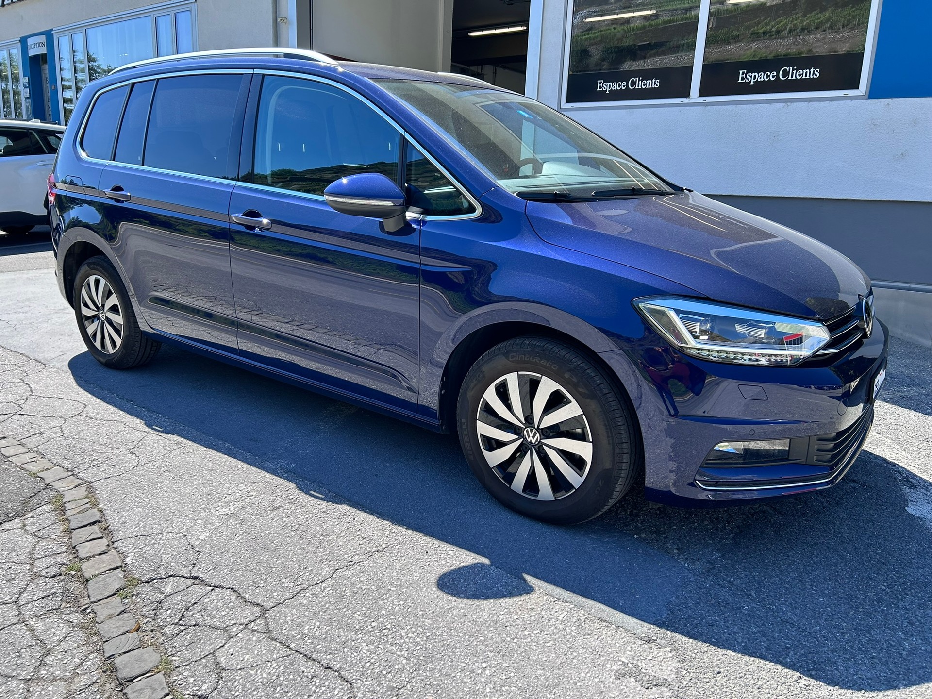 VW Touran 1.5 TSI EVO Highline DSG - 2