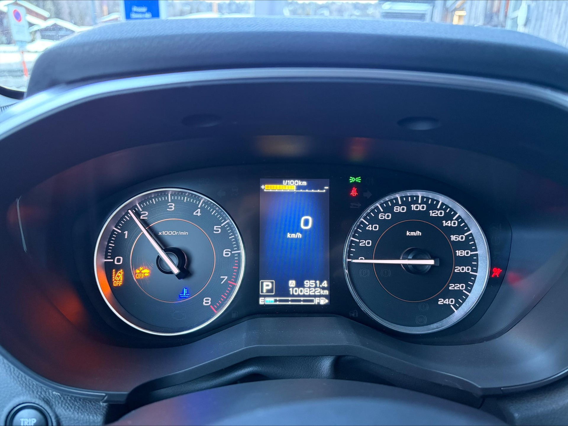 SUBARU XV 2.0i Swiss Plus - 10