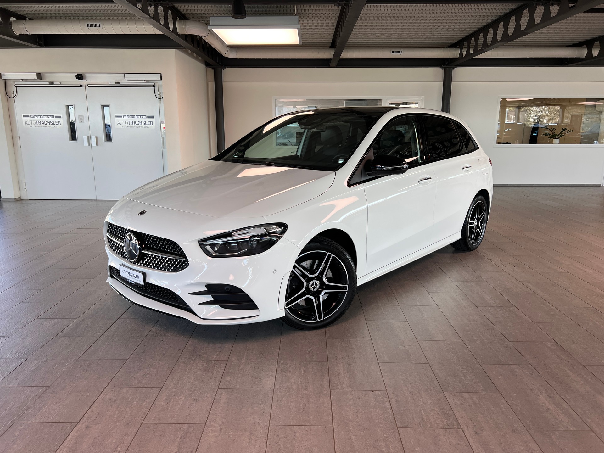 MERCEDES-BENZ B 250 e AMG Line 8G-DCT