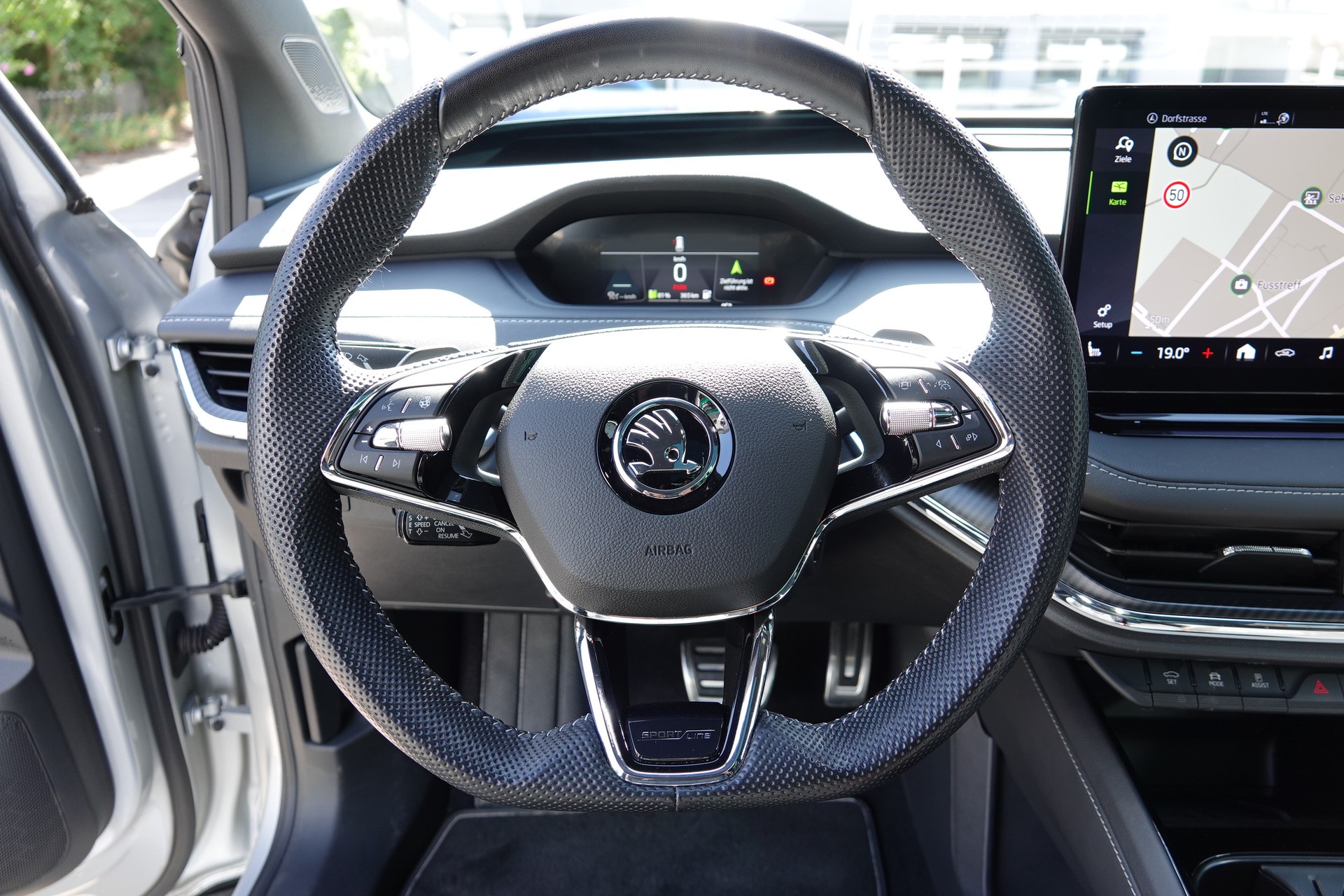 SKODA Enyaq iV 80x - 15