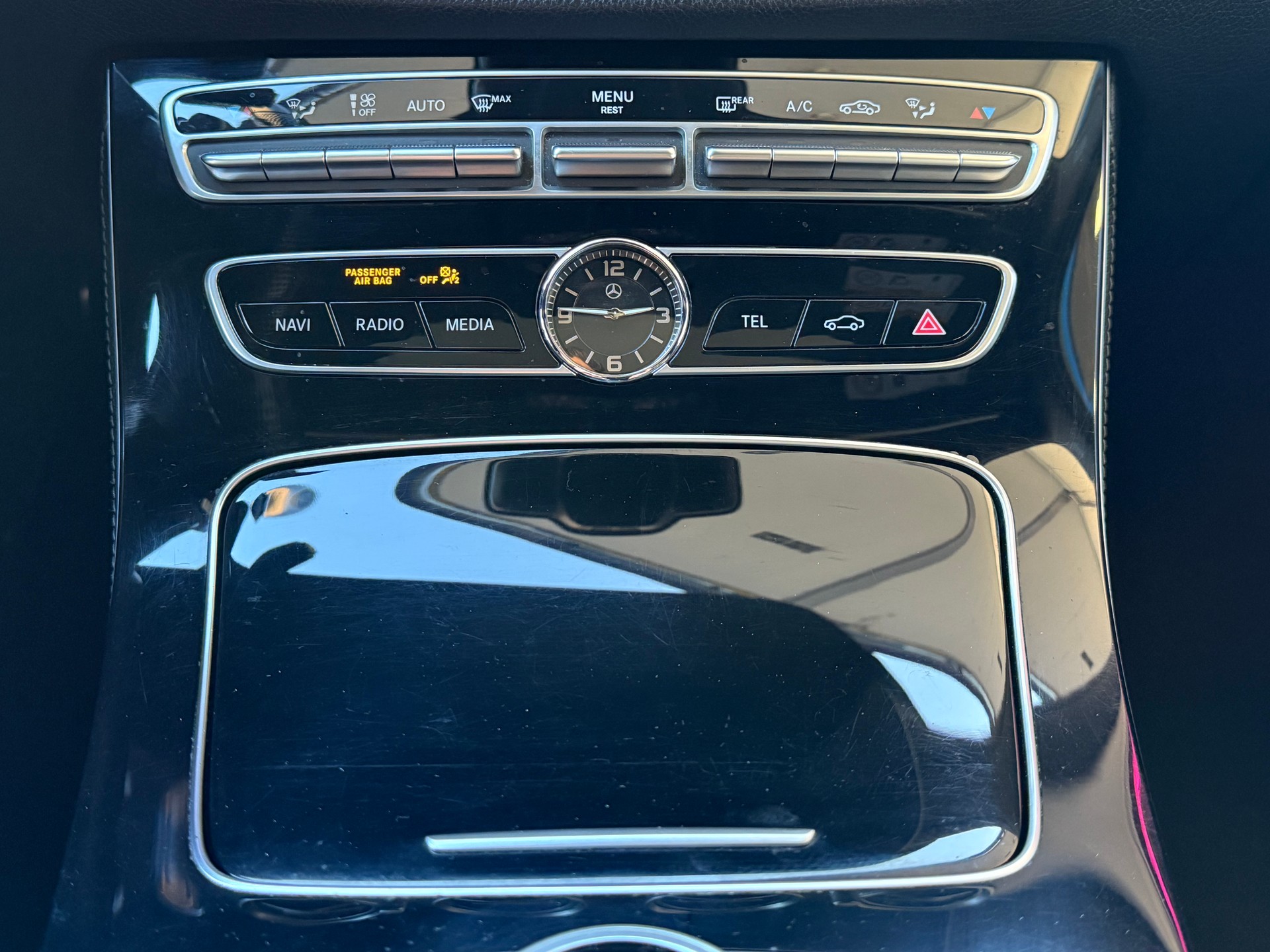 MERCEDES-BENZ E 220 d AMG Line 9G-Tronic - 17