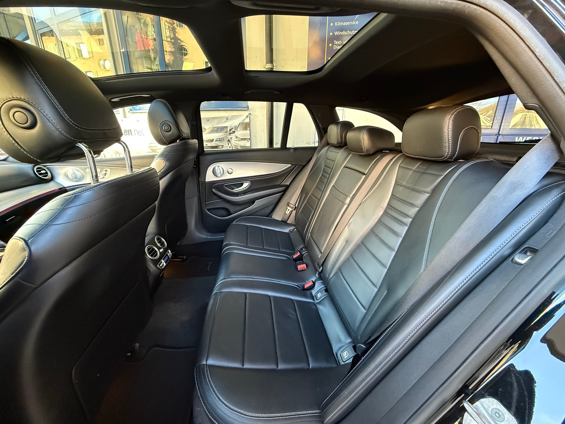 MERCEDES-BENZ E 220 d AMG Line 9G-Tronic - 9