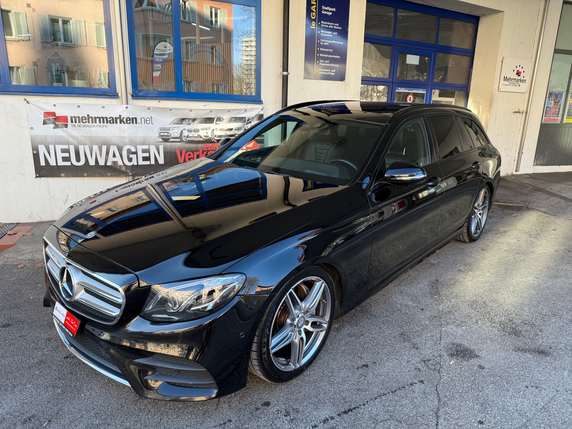 MERCEDES-BENZ E 220 d AMG Line 9G-Tronic