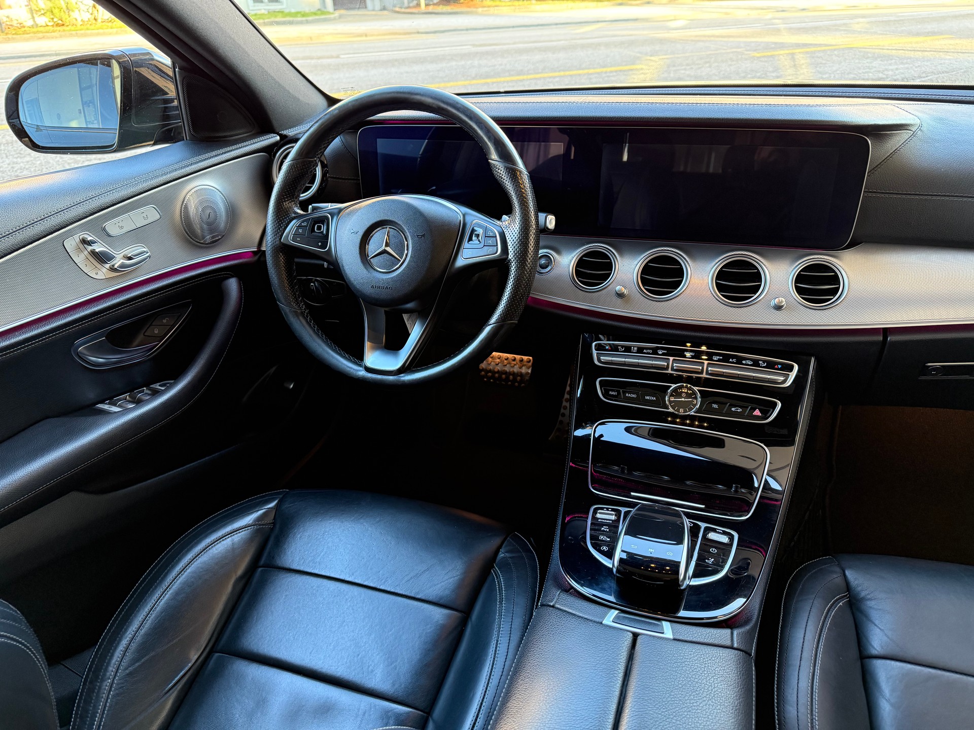 MERCEDES-BENZ E 220 d AMG Line 9G-Tronic - 13