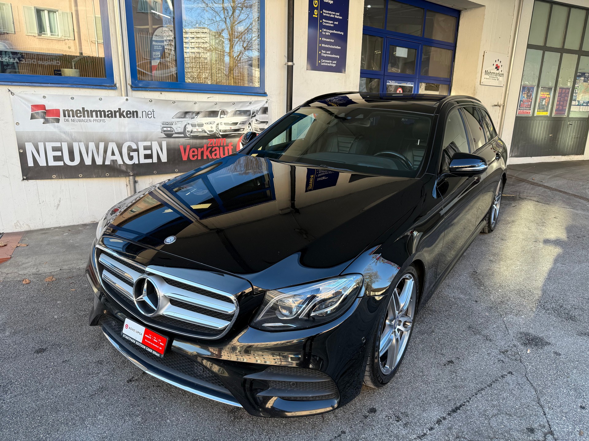 MERCEDES-BENZ E 220 d AMG Line 9G-Tronic - 2