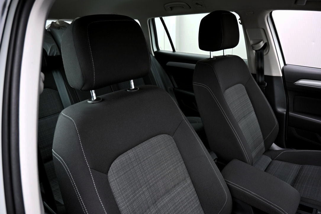 VW Passat Variant 2.0 TDI Business DSG - 6